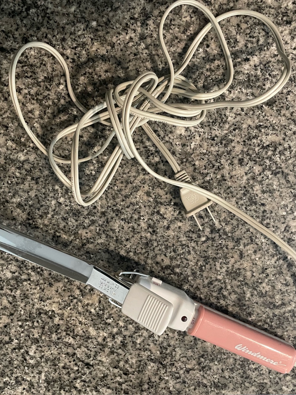 Windmere Vintage Pink Hair Styling Iron